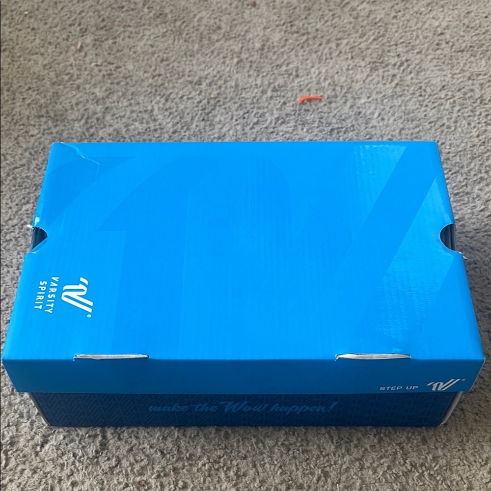 Women’s varsity spirit cheer shoes
